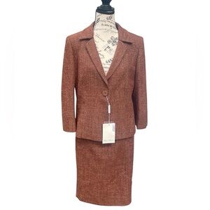 MaxMara Women's Tweed, Wool Blend Suit, Size 40,‎ NWT